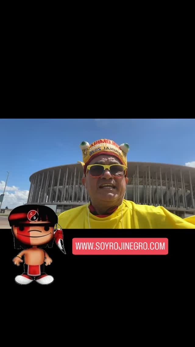 Instagram post from soyrojinegro. This post is in position 4.